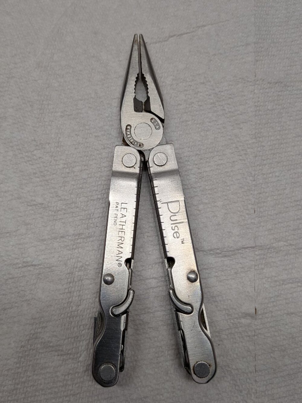 Leatherman Pulse Multi-tool